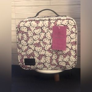 IMPRESSION VANITY HELLO KITTY COSMETIC Toiletry Vanity bag case BNWT VHTF